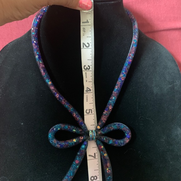 Betsey Johnson necklace - Picture 6 of 6